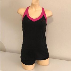 Nike workout top- !